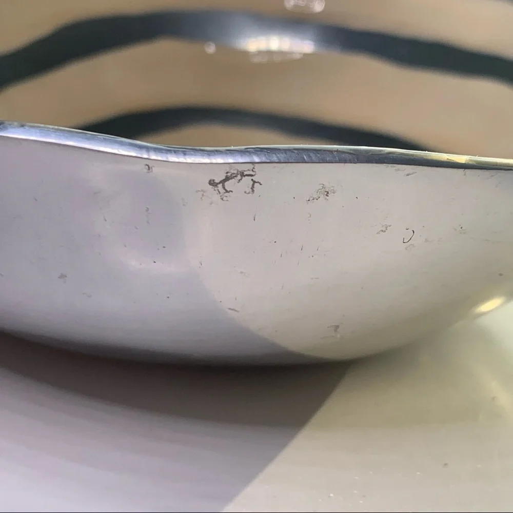 Michael Wainwright Signed 7” COMO Enamel and Aluminum Art Bowl - Picture 15 of 16